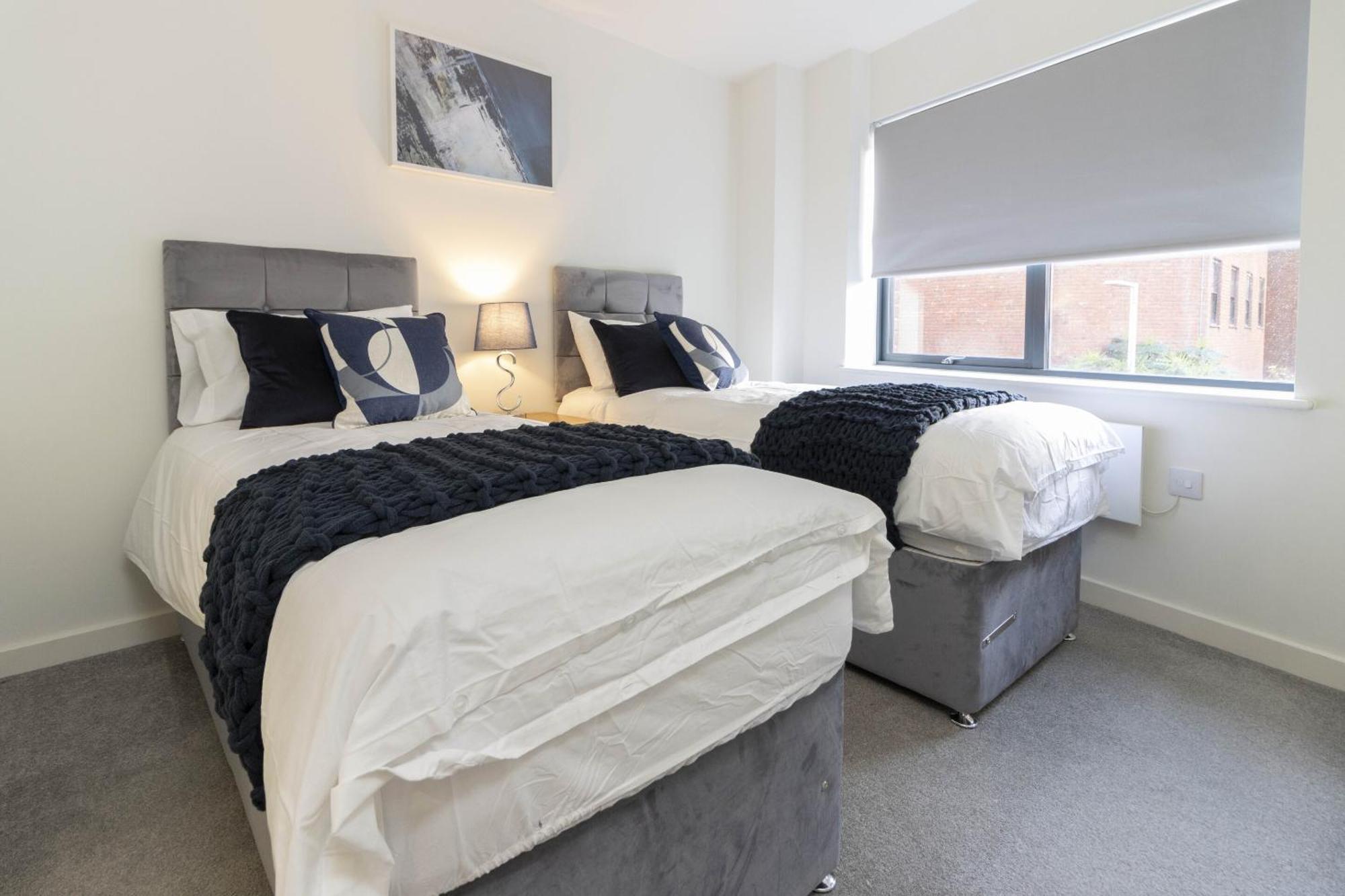 Апартаменты Linacre 11 - Modern 2 Bed Behind The Cathedral With Free Parking And Fast Wifi Эксетер Экстерьер фото