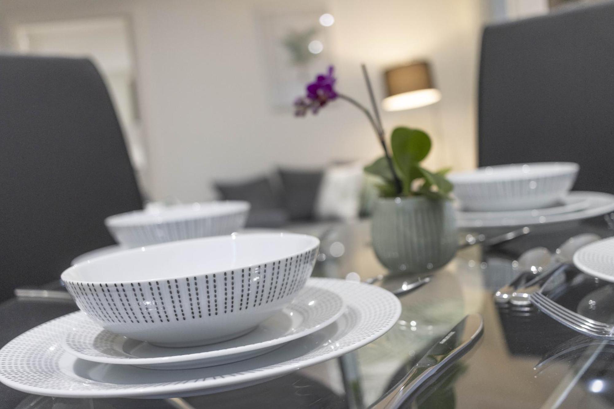 Апартаменты Linacre 11 - Modern 2 Bed Behind The Cathedral With Free Parking And Fast Wifi Эксетер Экстерьер фото